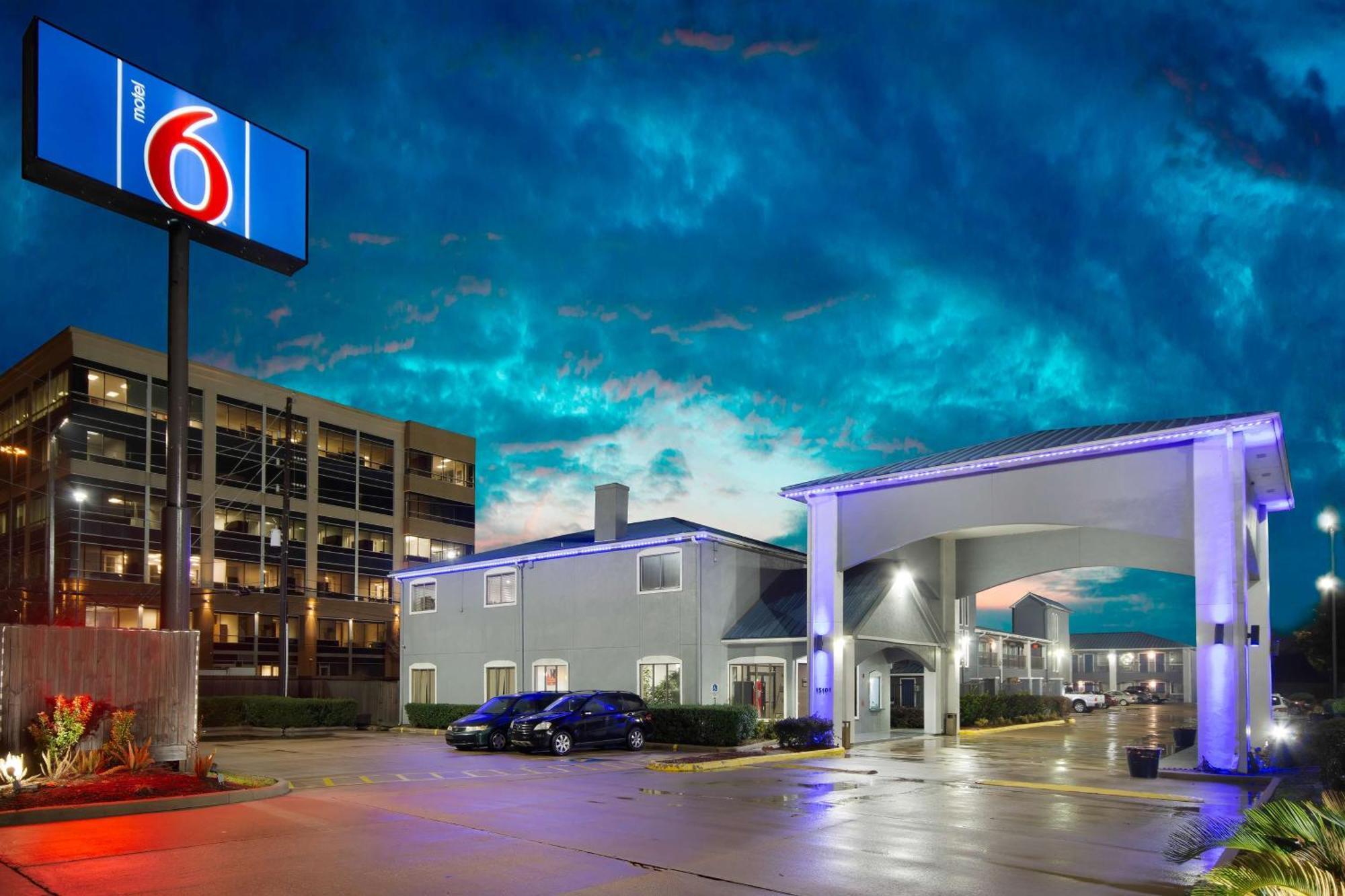 6 Houston, Tx - I-10 West Hotel