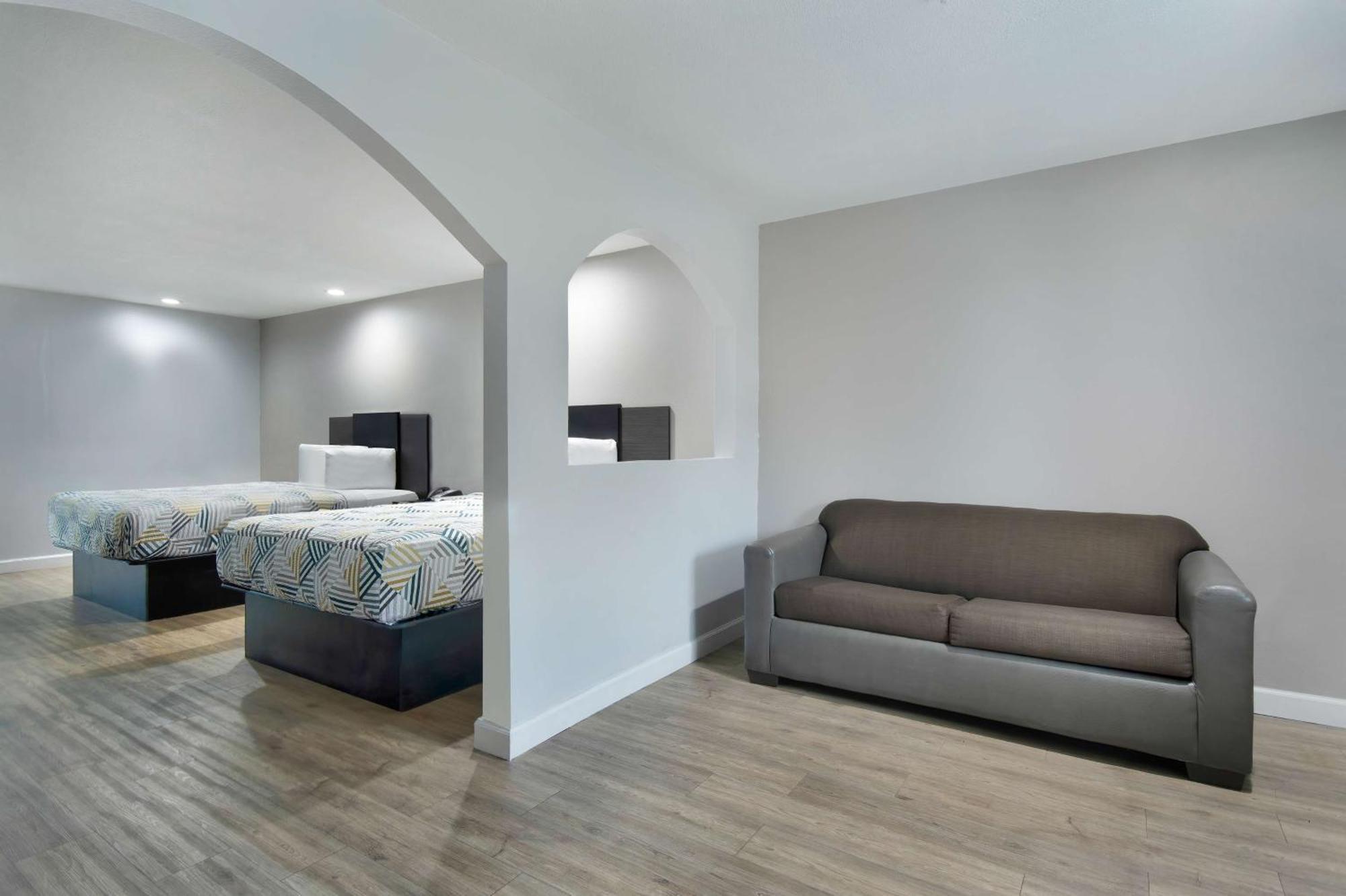 Hotel 6 Houston, Tx - I-10 West 2*