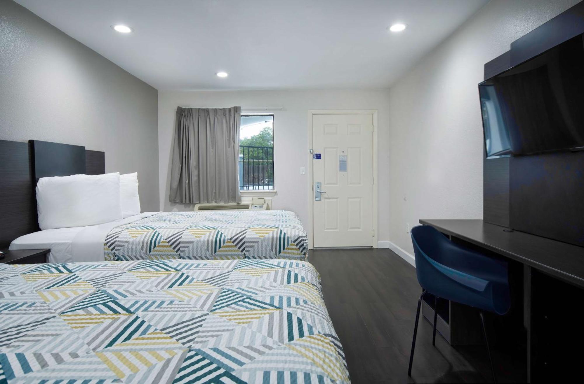 Hotel 6 Houston, Tx - I-10 West